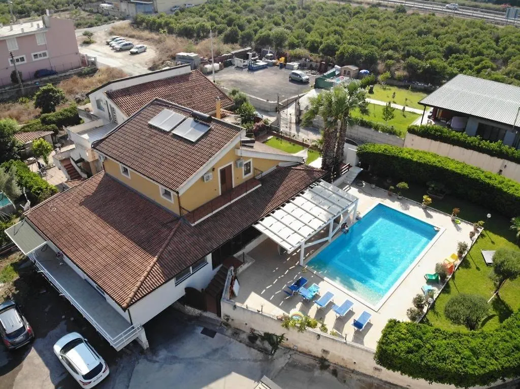 B&B Vittoria House Carlentini 0*,