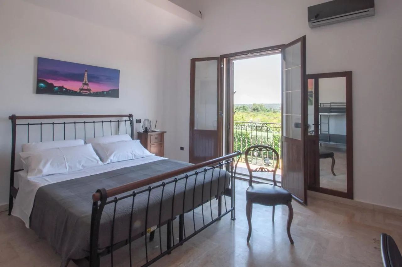 Bed & Breakfast B&B Vittoria House Carlentini Italy